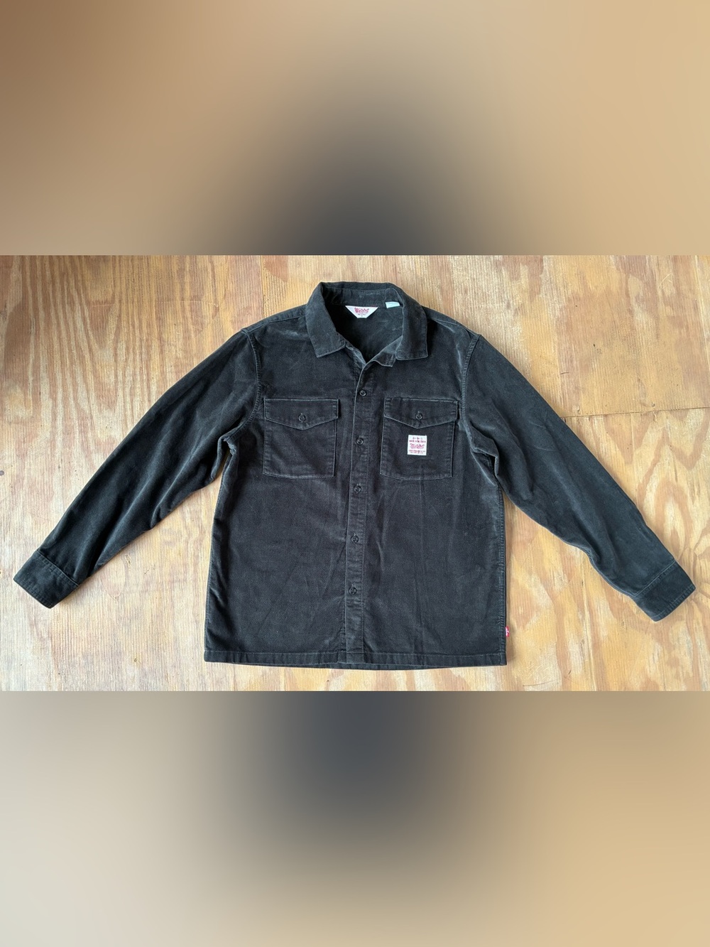 Levi’s Worker Long Sleve Button Down Shirt, Charcoal Gray, Medium